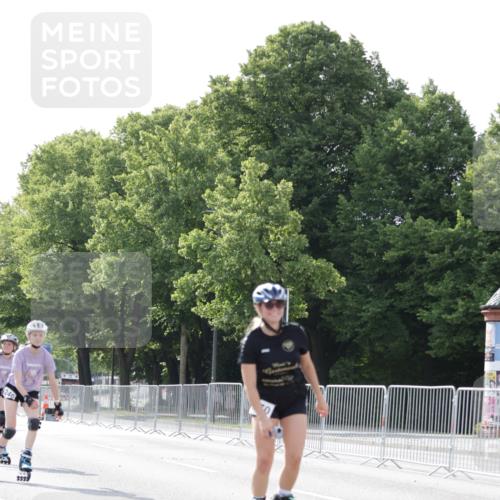 29.06.2025 - hella hamburg halbmarathon Jannik Wohlers http://msf.ph/oto/8142260 29.06.2025 09:05:45 Lombardsbrücke  meine-sportfotos.de
