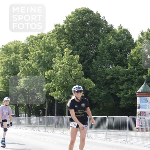 29.06.2025 - hella hamburg halbmarathon Jannik Wohlers http://msf.ph/oto/8142268 29.06.2025 09:05:45 Lombardsbrücke  meine-sportfotos.de