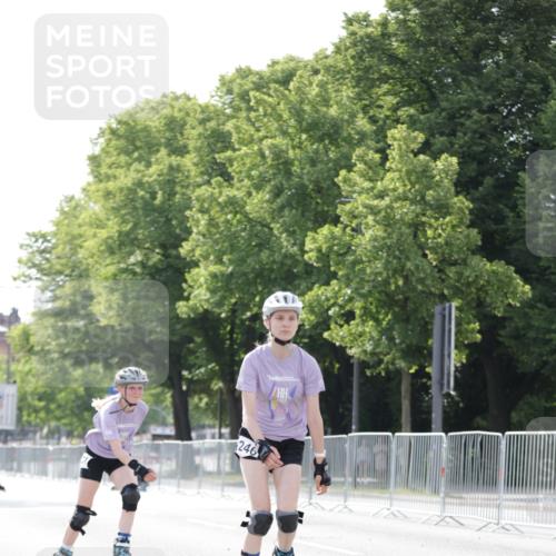 29.06.2025 - hella hamburg halbmarathon Jannik Wohlers http://msf.ph/oto/8142277 29.06.2025 09:05:46 Lombardsbrücke  meine-sportfotos.de