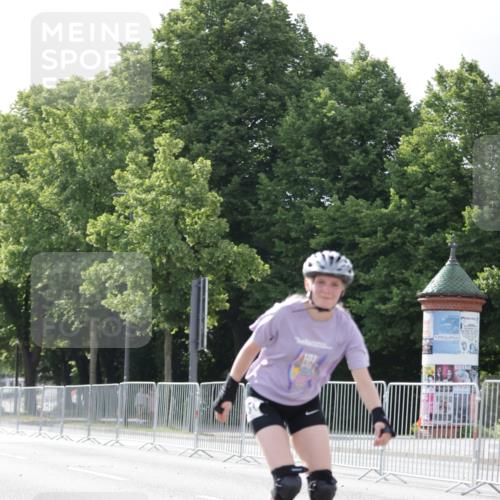 29.06.2025 - hella hamburg halbmarathon Jannik Wohlers http://msf.ph/oto/8142353 29.06.2025 09:05:47 Lombardsbrücke  meine-sportfotos.de