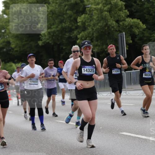 29.06.2025 - hella hamburg halbmarathon Jannik Wohlers http://msf.ph/oto/8142367 29.06.2025 10:44:29 Lombardsbrücke 1024, 1273, 1629, 1924, 2007, 2674, 2779, 3570, 4275, 6841, 6888, 8582, 8907, 9036, 9084, 9085, 9331, 9333, 10562, 10566, 10668, 10707, 11272, 12318, 12394, 13039, 13261, 13580, 14325, 14681, 15809, 16101, 16494, 16577, 16850, 17372, 17521, 18084, 18230, 18294 meine-sportfotos.de
