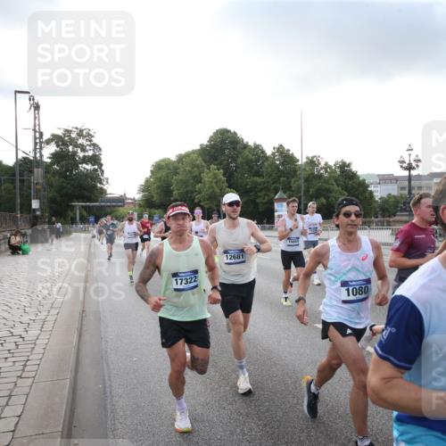 29.06.2025 - hella hamburg halbmarathon Jannik Wohlers http://msf.ph/oto/8142459 29.06.2025 09:45:31 Lombardsbrücke 1080, 1686, 1894, 2460, 4463, 4812, 5187, 5550, 6495, 6878, 7186, 7880, 7965, 8062, 10270, 10484, 11199, 12189, 12232, 12681, 13167, 13343, 13686, 13754, 14167, 14548, 14549, 14622, 15054, 15326, 15507, 15835, 16148, 16724, 16755, 16963, 17117, 17322, 17691, 18135, 18854, 19022, 19118 meine-sportfotos.de