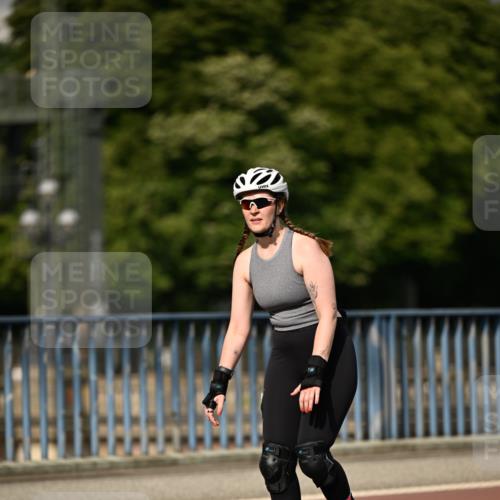 29.06.2025 - hella hamburg halbmarathon Dr. Thomas Lammeyer http://msf.ph/oto/8142468 29.06.2025 09:10:50 Kennedybrücke  meine-sportfotos.de