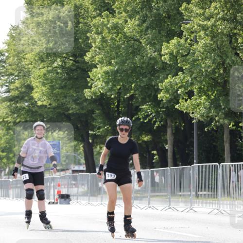 29.06.2025 - hella hamburg halbmarathon Jannik Wohlers http://msf.ph/oto/8142477 29.06.2025 09:05:54 Lombardsbrücke  meine-sportfotos.de