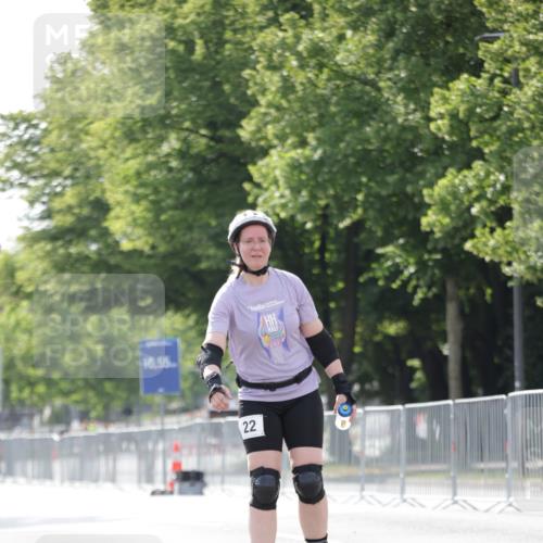 29.06.2025 - hella hamburg halbmarathon Jannik Wohlers http://msf.ph/oto/8142551 29.06.2025 09:05:56 Lombardsbrücke  meine-sportfotos.de
