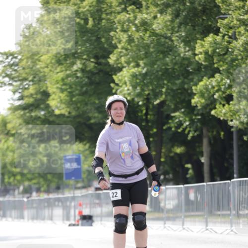 29.06.2025 - hella hamburg halbmarathon Jannik Wohlers http://msf.ph/oto/8142556 29.06.2025 09:05:56 Lombardsbrücke  meine-sportfotos.de