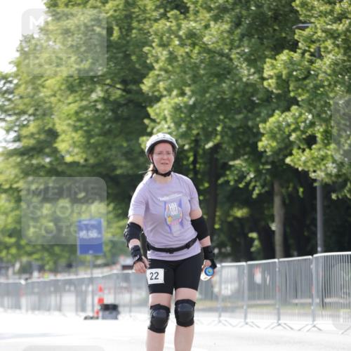 29.06.2025 - hella hamburg halbmarathon Jannik Wohlers http://msf.ph/oto/8142564 29.06.2025 09:05:56 Lombardsbrücke  meine-sportfotos.de