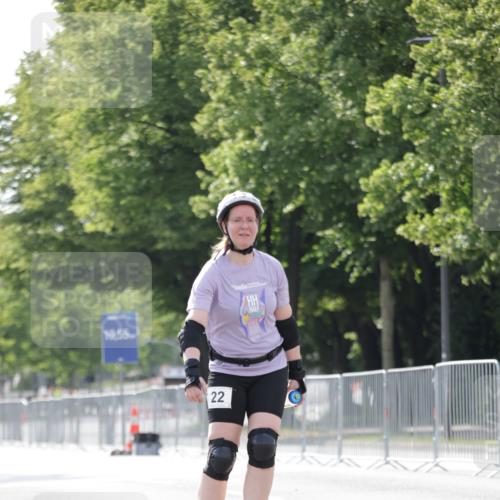 29.06.2025 - hella hamburg halbmarathon Jannik Wohlers http://msf.ph/oto/8142574 29.06.2025 09:05:56 Lombardsbrücke  meine-sportfotos.de
