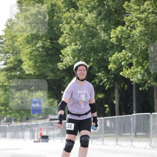 29.06.2025 - hella hamburg halbmarathon Jannik Wohlers http://msf.ph/oto/8142583 29.06.2025 09:05:56 Lombardsbrücke  meine-sportfotos.de