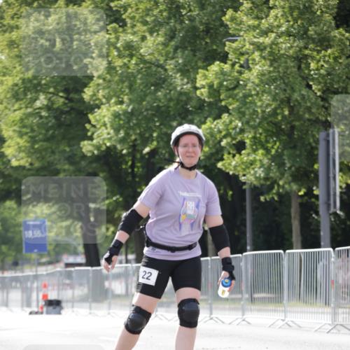 29.06.2025 - hella hamburg halbmarathon Jannik Wohlers http://msf.ph/oto/8142607 29.06.2025 09:05:57 Lombardsbrücke  meine-sportfotos.de