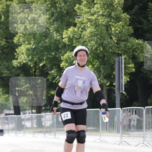 29.06.2025 - hella hamburg halbmarathon Jannik Wohlers http://msf.ph/oto/8142625 29.06.2025 09:05:57 Lombardsbrücke  meine-sportfotos.de