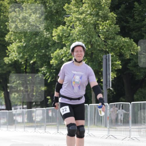 29.06.2025 - hella hamburg halbmarathon Jannik Wohlers http://msf.ph/oto/8142633 29.06.2025 09:05:57 Lombardsbrücke  meine-sportfotos.de