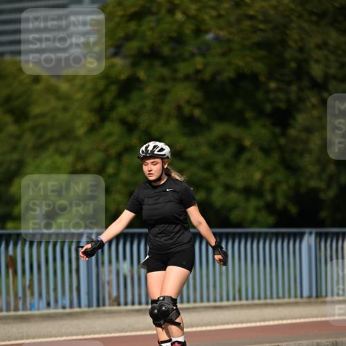 29.06.2025 - hella hamburg halbmarathon Dr. Thomas Lammeyer http://msf.ph/oto/8142651 29.06.2025 09:11:00 Kennedybrücke  meine-sportfotos.de