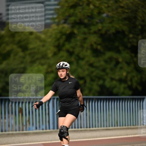 29.06.2025 - hella hamburg halbmarathon Dr. Thomas Lammeyer http://msf.ph/oto/8142658 29.06.2025 09:11:00 Kennedybrücke  meine-sportfotos.de