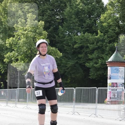 29.06.2025 - hella hamburg halbmarathon Jannik Wohlers http://msf.ph/oto/8142700 29.06.2025 09:05:58 Lombardsbrücke  meine-sportfotos.de