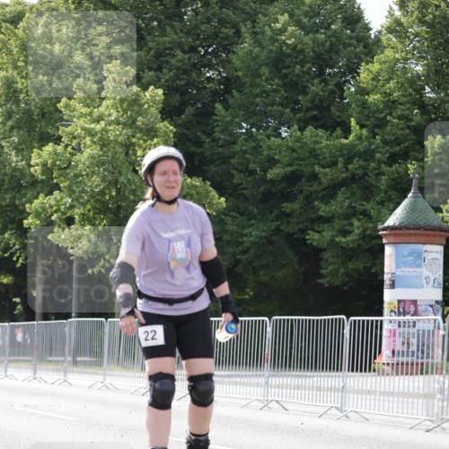 29.06.2025 - hella hamburg halbmarathon Jannik Wohlers http://msf.ph/oto/8142705 29.06.2025 09:05:58 Lombardsbrücke  meine-sportfotos.de