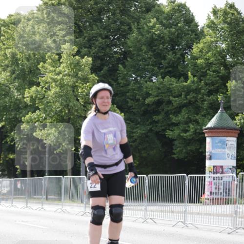 29.06.2025 - hella hamburg halbmarathon Jannik Wohlers http://msf.ph/oto/8142715 29.06.2025 09:05:58 Lombardsbrücke  meine-sportfotos.de
