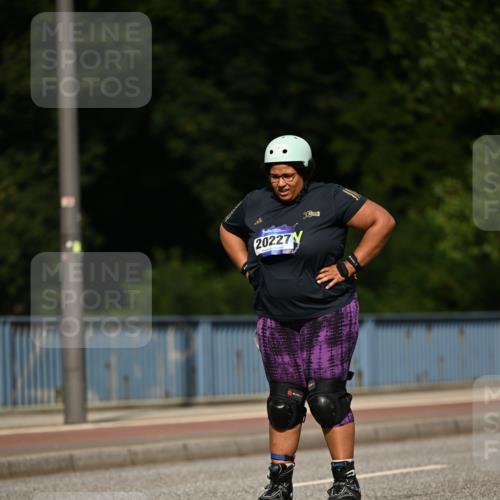 29.06.2025 - hella hamburg halbmarathon Dr. Thomas Lammeyer http://msf.ph/oto/8142724 29.06.2025 09:11:29 Kennedybrücke  meine-sportfotos.de