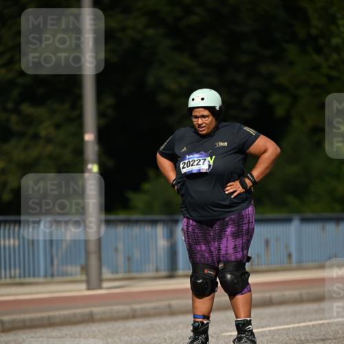 29.06.2025 - hella hamburg halbmarathon Dr. Thomas Lammeyer http://msf.ph/oto/8142728 29.06.2025 09:11:29 Kennedybrücke  meine-sportfotos.de