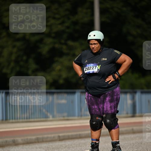 29.06.2025 - hella hamburg halbmarathon Dr. Thomas Lammeyer http://msf.ph/oto/8142749 29.06.2025 09:11:29 Kennedybrücke  meine-sportfotos.de