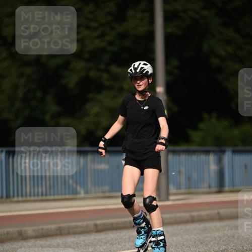 29.06.2025 - hella hamburg halbmarathon Dr. Thomas Lammeyer http://msf.ph/oto/8142826 29.06.2025 09:11:31 Kennedybrücke  meine-sportfotos.de