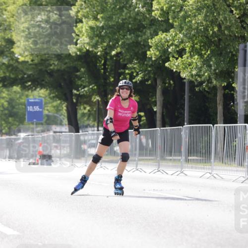 29.06.2025 - hella hamburg halbmarathon Jannik Wohlers http://msf.ph/oto/8142876 29.06.2025 09:06:33 Lombardsbrücke  meine-sportfotos.de