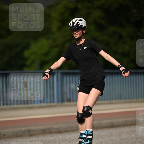 29.06.2025 - hella hamburg halbmarathon Dr. Thomas Lammeyer http://msf.ph/oto/8142888 29.06.2025 09:11:32 Kennedybrücke  meine-sportfotos.de