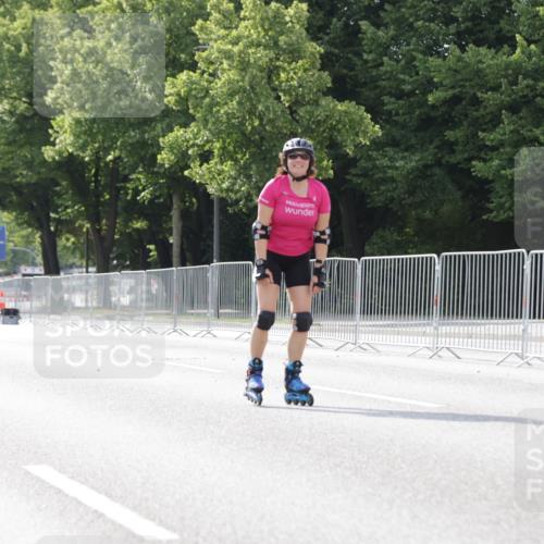 29.06.2025 - hella hamburg halbmarathon Jannik Wohlers http://msf.ph/oto/8142925 29.06.2025 09:06:35 Lombardsbrücke  meine-sportfotos.de