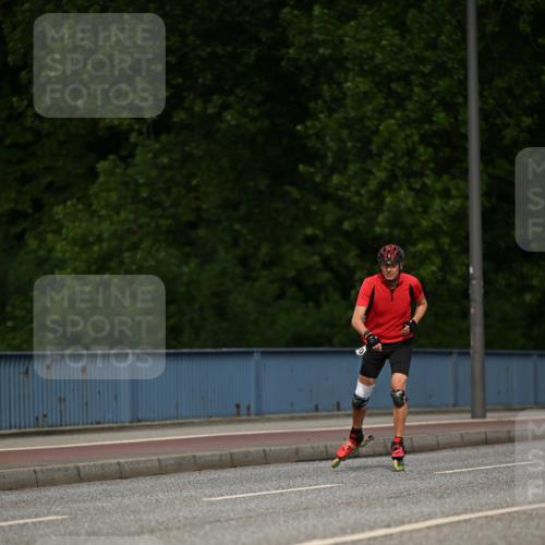 29.06.2025 - hella hamburg halbmarathon Dr. Thomas Lammeyer http://msf.ph/oto/8142944 29.06.2025 09:00:56 Kennedybrücke  meine-sportfotos.de