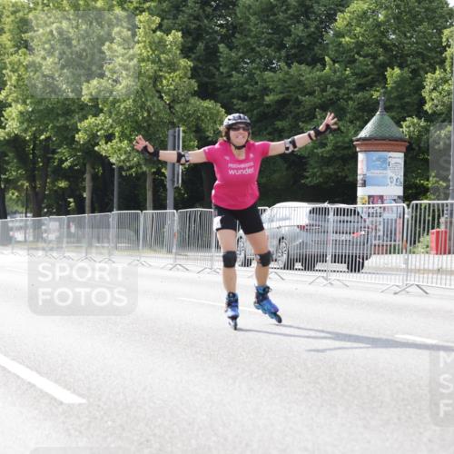 29.06.2025 - hella hamburg halbmarathon Jannik Wohlers http://msf.ph/oto/8142980 29.06.2025 09:06:36 Lombardsbrücke  meine-sportfotos.de