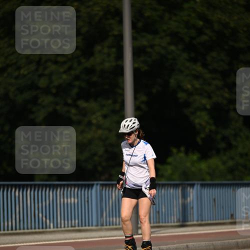 29.06.2025 - hella hamburg halbmarathon Dr. Thomas Lammeyer http://msf.ph/oto/8143012 29.06.2025 09:08:45 Kennedybrücke  meine-sportfotos.de