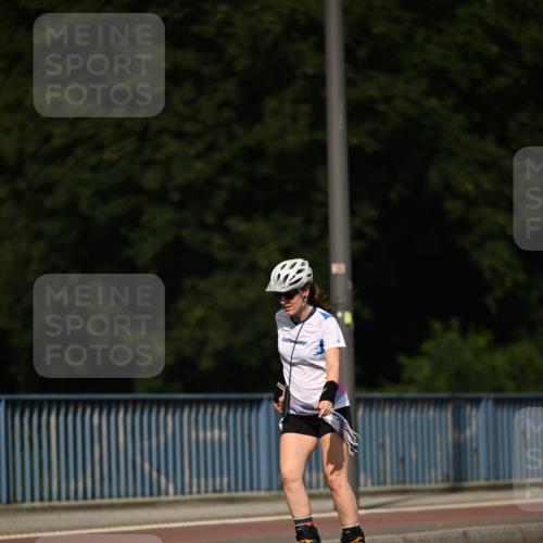 29.06.2025 - hella hamburg halbmarathon Dr. Thomas Lammeyer http://msf.ph/oto/8143018 29.06.2025 09:08:45 Kennedybrücke  meine-sportfotos.de