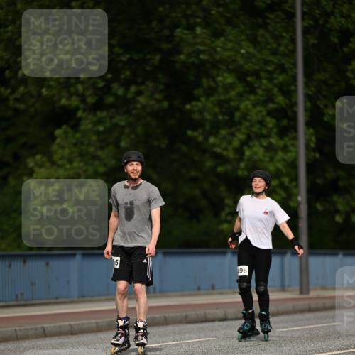 29.06.2025 - hella hamburg halbmarathon Dr. Thomas Lammeyer http://msf.ph/oto/8143023 29.06.2025 09:11:45 Kennedybrücke  meine-sportfotos.de