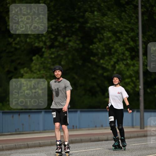 29.06.2025 - hella hamburg halbmarathon Dr. Thomas Lammeyer http://msf.ph/oto/8143029 29.06.2025 09:11:45 Kennedybrücke  meine-sportfotos.de
