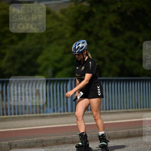 29.06.2025 - hella hamburg halbmarathon Dr. Thomas Lammeyer http://msf.ph/oto/8143061 29.06.2025 09:09:03 Kennedybrücke  meine-sportfotos.de