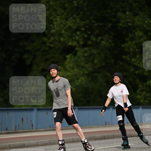 29.06.2025 - hella hamburg halbmarathon Dr. Thomas Lammeyer http://msf.ph/oto/8143066 29.06.2025 09:11:46 Kennedybrücke  meine-sportfotos.de