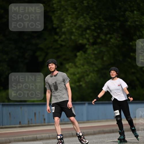 29.06.2025 - hella hamburg halbmarathon Dr. Thomas Lammeyer http://msf.ph/oto/8143074 29.06.2025 09:11:46 Kennedybrücke  meine-sportfotos.de
