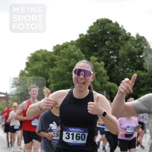 29.06.2025 - hella hamburg halbmarathon Jannik Wohlers http://msf.ph/oto/8143082 29.06.2025 10:44:56 Lombardsbrücke 1685, 1713, 1798, 2216, 2217, 3160, 3164, 3357, 3377, 3879, 3993, 4099, 4102, 4186, 4306, 4337, 4504, 4820, 4851, 5099, 5108, 5339, 5636, 5949, 6150, 6509, 6763, 6788, 6911, 6922, 6980, 7283, 7530, 7541, 7859, 8594, 8605, 8762, 9620, 10182, 10225, 10812, 11119, 11314, 11393, 11473, 11474, 11725, 11726, 12415, 12575, 12793, 12856, 12878, 12905, 13555, 13862, 14002, 14185, 14232, 14379, 14410, 14513, 14742, 14758, 15011, 15450, 15517, 15557, 15692, 15750, 15751, 15998 meine-sportfotos.de