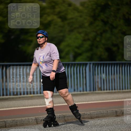 29.06.2025 - hella hamburg halbmarathon Dr. Thomas Lammeyer http://msf.ph/oto/8143091 29.06.2025 09:09:04 Kennedybrücke  meine-sportfotos.de