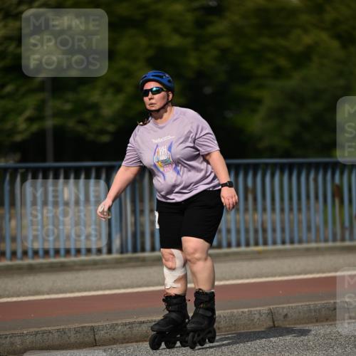 29.06.2025 - hella hamburg halbmarathon Dr. Thomas Lammeyer http://msf.ph/oto/8143111 29.06.2025 09:09:04 Kennedybrücke  meine-sportfotos.de