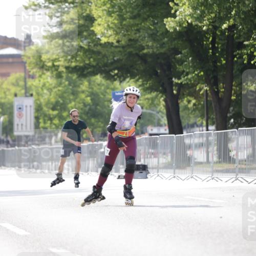29.06.2025 - hella hamburg halbmarathon Jannik Wohlers http://msf.ph/oto/8143117 29.06.2025 09:06:41 Lombardsbrücke  meine-sportfotos.de