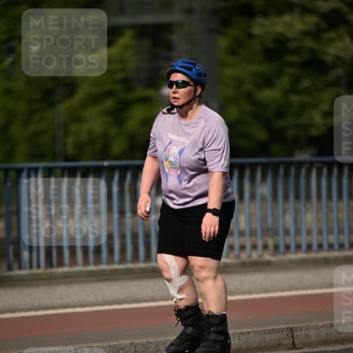 29.06.2025 - hella hamburg halbmarathon Dr. Thomas Lammeyer http://msf.ph/oto/8143155 29.06.2025 09:09:05 Kennedybrücke  meine-sportfotos.de