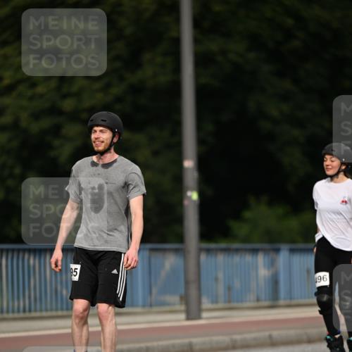 29.06.2025 - hella hamburg halbmarathon Dr. Thomas Lammeyer http://msf.ph/oto/8143172 29.06.2025 09:11:47 Kennedybrücke  meine-sportfotos.de