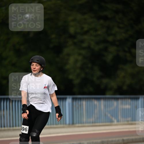 29.06.2025 - hella hamburg halbmarathon Dr. Thomas Lammeyer http://msf.ph/oto/8143192 29.06.2025 09:11:48 Kennedybrücke  meine-sportfotos.de