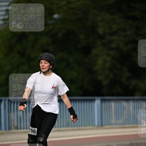 29.06.2025 - hella hamburg halbmarathon Dr. Thomas Lammeyer http://msf.ph/oto/8143198 29.06.2025 09:11:48 Kennedybrücke  meine-sportfotos.de