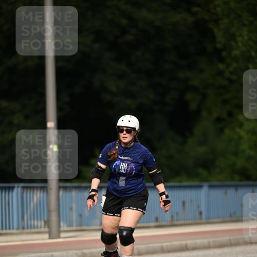 29.06.2025 - hella hamburg halbmarathon Dr. Thomas Lammeyer http://msf.ph/oto/8143204 29.06.2025 09:11:50 Kennedybrücke  meine-sportfotos.de