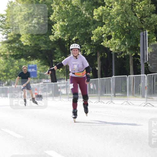 29.06.2025 - hella hamburg halbmarathon Jannik Wohlers http://msf.ph/oto/8143205 29.06.2025 09:06:43 Lombardsbrücke  meine-sportfotos.de