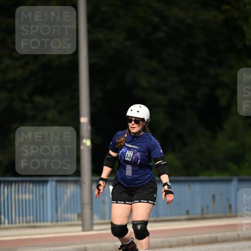 29.06.2025 - hella hamburg halbmarathon Dr. Thomas Lammeyer http://msf.ph/oto/8143209 29.06.2025 09:11:50 Kennedybrücke  meine-sportfotos.de