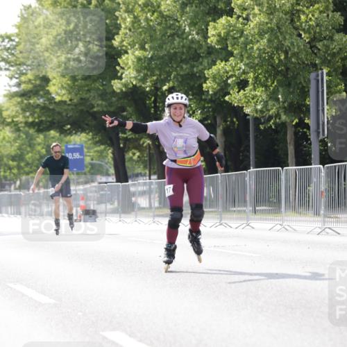 29.06.2025 - hella hamburg halbmarathon Jannik Wohlers http://msf.ph/oto/8143222 29.06.2025 09:06:43 Lombardsbrücke  meine-sportfotos.de
