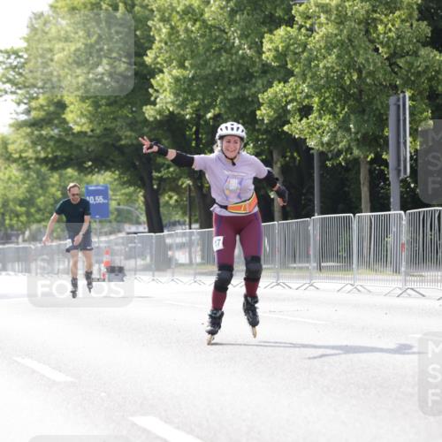 29.06.2025 - hella hamburg halbmarathon Jannik Wohlers http://msf.ph/oto/8143225 29.06.2025 09:06:43 Lombardsbrücke  meine-sportfotos.de